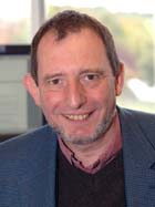 Dr Peter Holmes